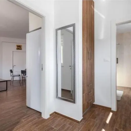 Apartment Family Friendly With A Swimming Pool - 23595